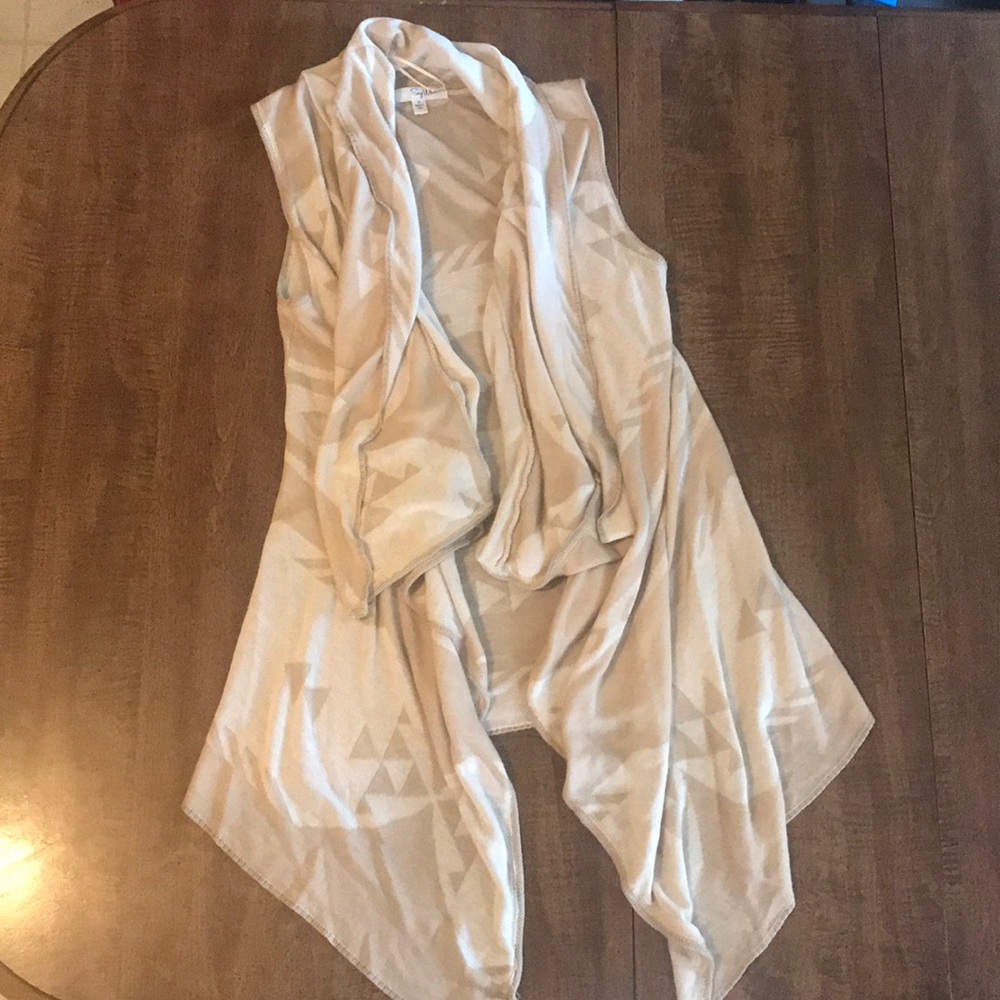 Aztec Vest tan and white